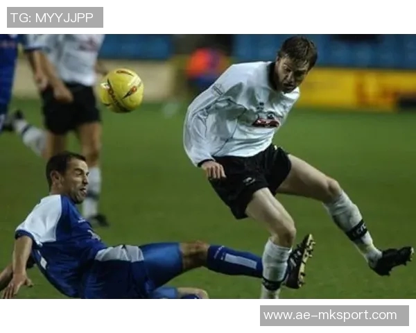 穆斯卡特因生理需求暂离赛场并非因失误情绪失控 穆斯卡特因生理需求暂离赛场并非因失误情绪失控