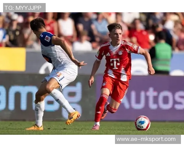 比朔夫首度为U21进球喜悦之情提升自信心展望未来表现