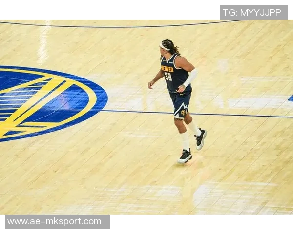 穆雷与戈登成历史唯一双50分球员三分命中率高达90