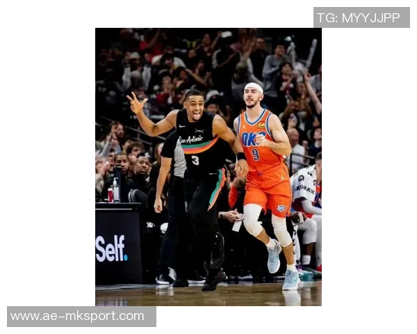 凯尔登约翰逊高效表现助力球队贡献14分6篮板2助攻展现实力