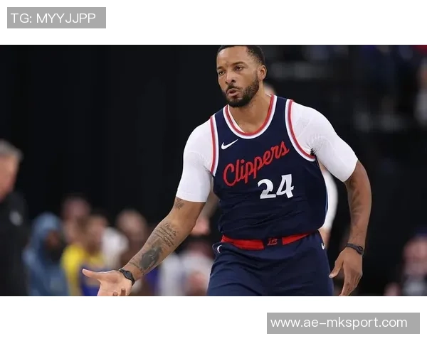 比尔谈快船首轮出局感受以掘金成功激励球队重整旗鼓