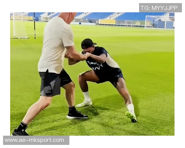 内马尔康复进展显著已恢复球场慢跑训练状态