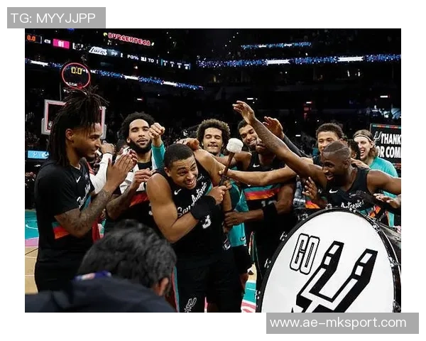 凯尔登替补表现出色12投5中斩获19分8篮板2抢断罚球稳健9罚全中