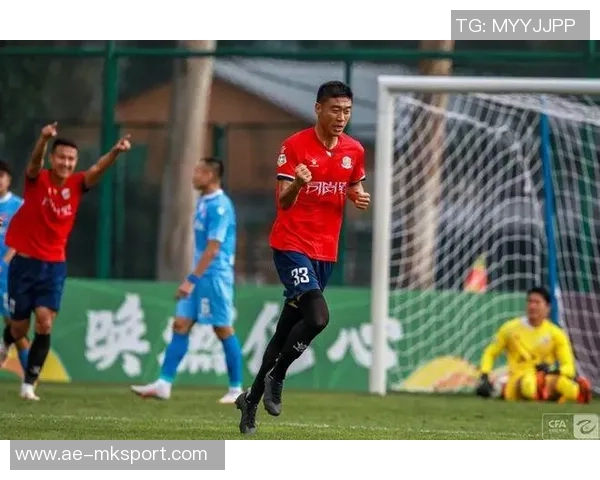 中乙山西队代理主帅因踩踏事件被停赛四场并罚款两万元